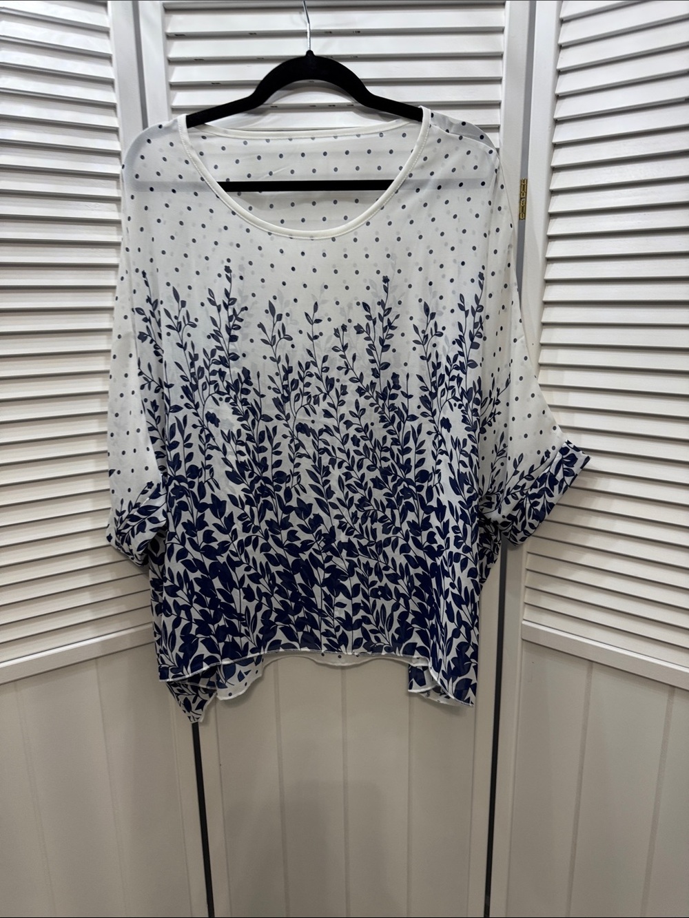 Lightweight White & Navy Botanical Print Women's Top